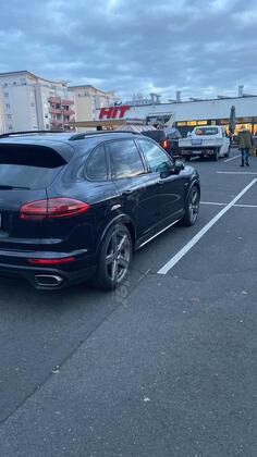 Porsche - Cayenne