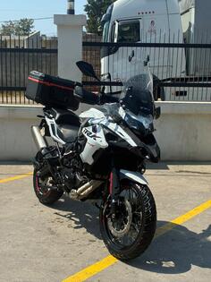 Benelli - trk 502x