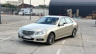 Mercedes Benz - E 220 - E220 CDI