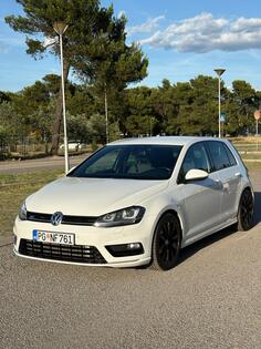 Volkswagen - Golf 7 - R-line 2.0