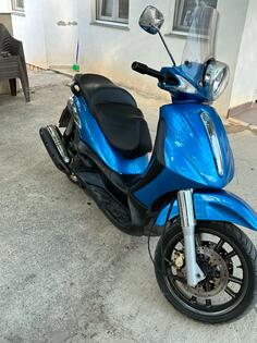 Piaggio - beverly 500