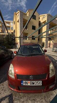 Suzuki - Swift - 1.3