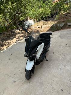 Yamaha - YP 250 R X-MAX