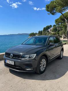 Volkswagen - Tiguan - 2.0 Automatik