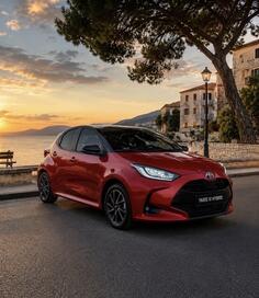 Toyota - Yaris - Hybrid