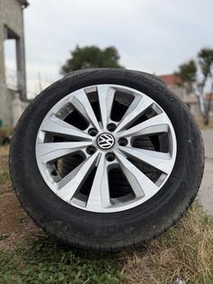 Fabričke felne i Golf7 gume