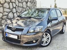 Toyota - Auris - 2.2 130kW