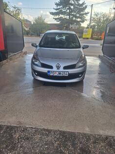 Renault - Clio - 1.5 dci