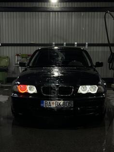 BMW - 320