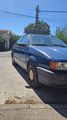 Volkswagen - Passat - 1.8 benz