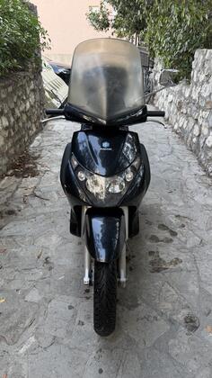 Piaggio - Beverly