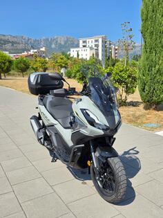 Honda - ADV 350 Special Edition