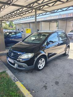 Volkswagen - Golf Plus Cross - 1.9 TDI