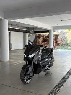 Yamaha - xmax