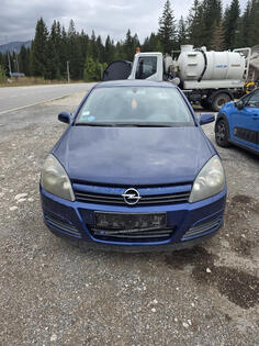 U djelovima Opel - Astra 1.7