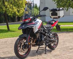 Benelli - trk 702 x