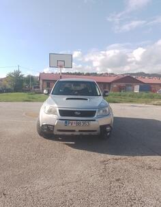 Subaru - Forester - 2.0