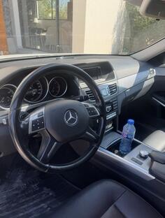 Mercedes Benz - E 220