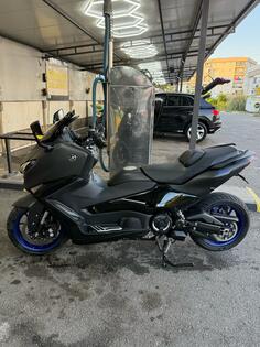 Yamaha - T max