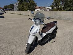 Piaggio - BEVERLY 300 ABS