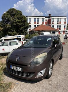Renault - Grand Scenic - 2.0