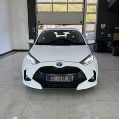 Toyota - Yaris - 1.5 HYBRID//BENZIN