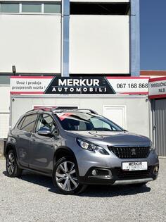 Peugeot - 2008 - 1.2i Automatik