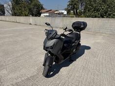 Yamaha - X MAX 300 ABS