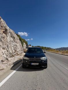 BMW - X5 M50 - 3.0