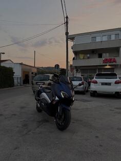 Yamaha - T max