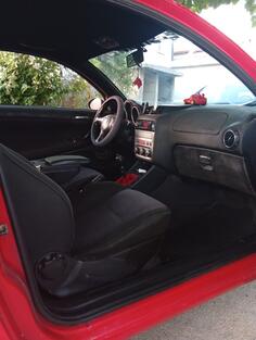 Alfa Romeo - 147 - 1.9