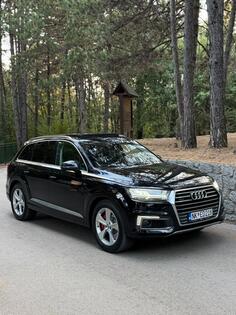 Audi - Q7 - E-tron