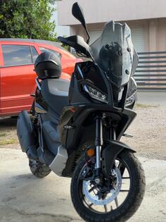 Aprilia - sr gt 400