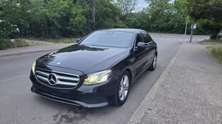 Mercedes Benz - E 220 - 2.0