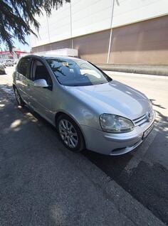 Volkswagen - Golf 5 - W