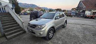 Toyota - Fortuner - 3.0 d4d