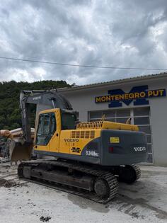 Volvo - EC240B nlc