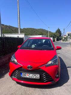 Toyota - Yaris - 1.5 VVT HB STELLA