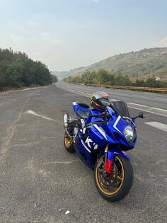 Suzuki - gsxr 1000