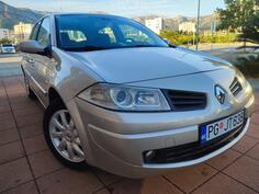 Renault - Megane - 1.6b
