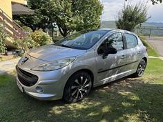 Peugeot - 207 - 1.4 HDI