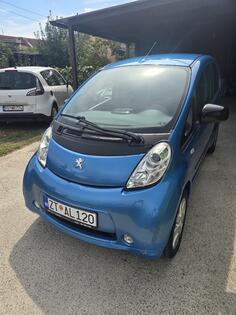 Peugeot - iOn
