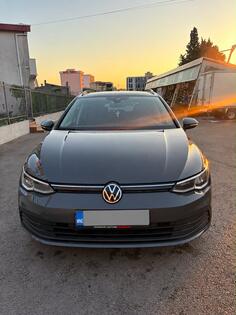 Volkswagen - Golf 8 - 1.0