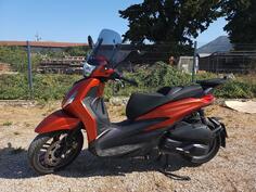 Piaggio - Beverly S
