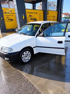 Opel - Astra - 1.4
