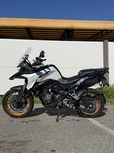 QJ Motor - SRT 550x