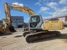 New Holland - E 215 B