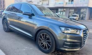 Audi - Q7 - Audi Q7 3.0