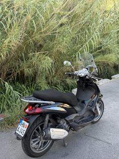 Piaggio - Cruiser