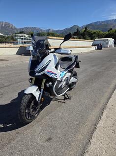Honda - XADV 750